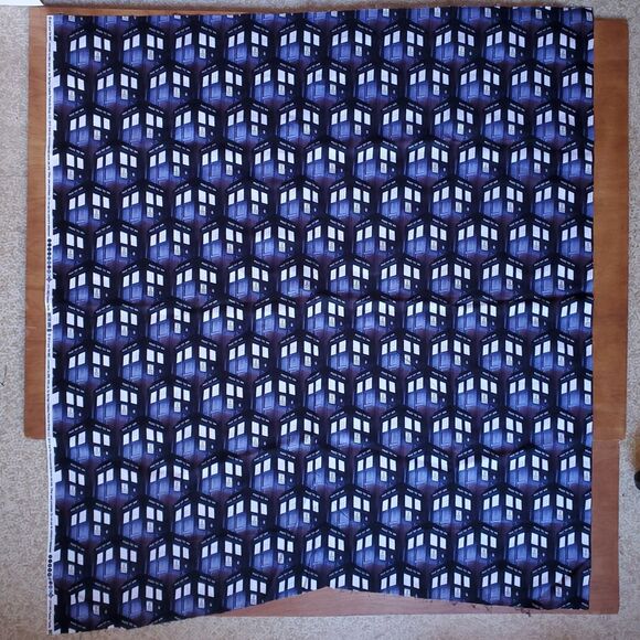 Doctor Who Packed Tardis Fabric New Unused 43" x 46" Blue Purple CP51563 - Picture 4 of 6